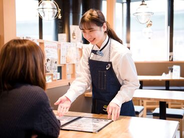 鮨 酒 肴　杉玉 JR野田駅 オシャレな制服に注目◎
カジュアルな服装でオシャレに働く事ができます♪