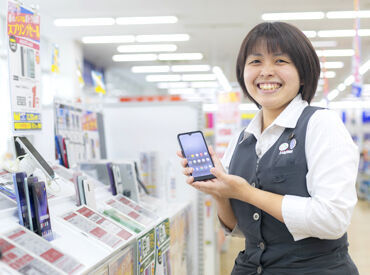 スマホ・家電の知識がなくても大丈夫♪
スタッフの90%が未経験スタート!
充実した研修&手厚いサポートがあるから安心◎