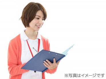 眼科で患者さまの受付や、
検査補助のお仕事をお願いします＊
お仕事はしっかり教えるので
初めての方もご安心ください♪