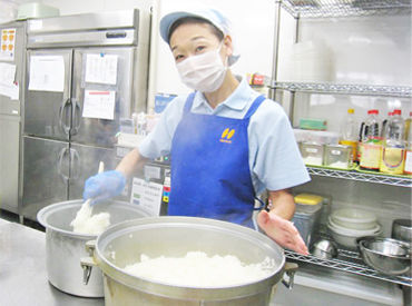 ★「食」に興味のある方、大歓迎★
料理が好き/上手くなりたい方に！
手際よく料理をするコツや
秘伝のレシピも教えちゃいます♪