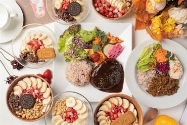 CAFE&BAR VENIHANA 今、SNSで話題のカフェ＆バーで正社員デビュー♪
◆高待遇
◆駅チカ
◆オシャレな職場
3拍子揃った環境で働いてみませんか？
