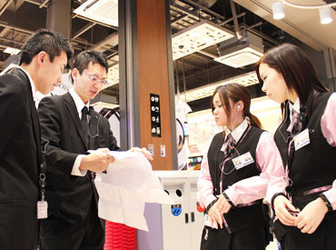 パチンコの経験・知識は一切なくてOK！
働き始めるまでお店に入ったこともなかった…というスタッフも多数♪
