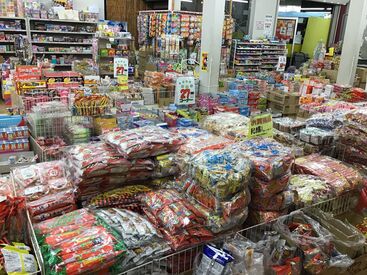 おかしの里もりや 江南店 ＼大好きなお菓子に囲まれて働こう♪／
≪経験不問≫未経験から活躍できますよ◎