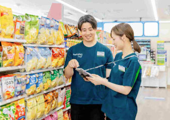 ファミリーマート札幌北6条西7丁目店 自分らしく働こう！
学校やご家庭等とアルバイトも全部充実させたいを応援します♪