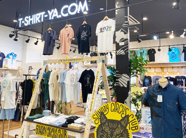 T-SHIRT-YA.COM　PARCO CITY店 パルコシティ店のアルバイトスタッフ募集中です◎
入社時に３～５枚程Tシャツを支給ありで
オリジナルTシャツもGET☆