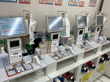 セルフレジ・自動釣銭機も導入！
楽々なので未経験の方でも◎
