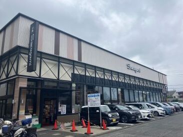 サカガミ 清瀬店 清瀬駅徒歩5分♪
地元に愛される人気のスーパーです！
接客ほぼナシ◎
パック詰め&品出しのお仕事☆