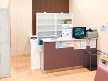 眼科で患者さまの受付や、
検査補助のお仕事をお願いします＊
お仕事はしっかり教えるので
初めての方もご安心ください♪