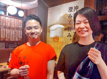 沖縄の民家を思わせる温かな雰囲気の中、
本場の沖縄料理と泡盛を提供♪
未経験でも大歓迎です！