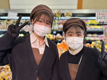 "ずっと1人で作業"ということはなく
常連のお客さまと楽しくお話しすることもあります♪
話すことが好きな方にもオススメです!!