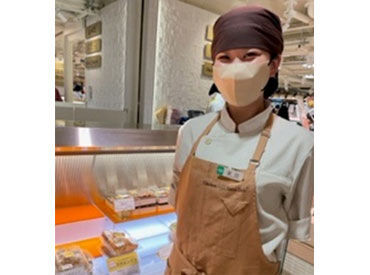 チキンファーム・デリ　大丸福岡天神店　※2024年4月17日OPEN ★★未経験歓迎！★★
初めての方も、まずはあいさつができればOK！
お仕事は丁寧に教えてもらえます◎
