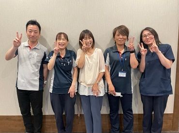 職種・部署関係なく協力しながら対応しています◎
職場の風通しもよく、
スタッフ・利用者共に明るく過ごしています♪