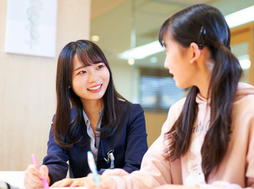 栄光の個別ビザビ 早稲田校 一度に教える生徒は最大2人まで。未経験でも始めやすい個別指導です♪大学生～主婦層まで幅広く活躍中です！