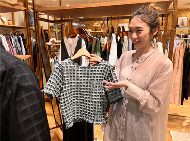 Te chichi 自由が丘 販売スタッフ未経験の方でも大丈夫★
お客さまとの会話が盛り上がると、
とてもうれしい気持ちになりますよ◎