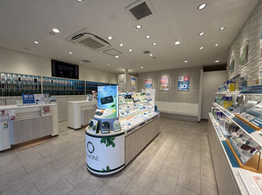 アイシティ　南行徳店 南行徳駅から徒歩30秒で通勤ラクラク！シフトは自己申告制だから、家庭の予定やお子さんの学校行事にも合わせやすい職場です。

