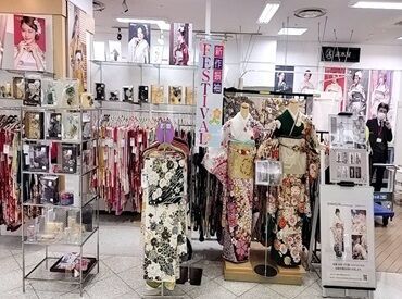 ピュア高山 未経験でもOK♪着付け・写真撮影・衣装選びなどのお仕事！
まずは「人と接することが好き」という気持ちがあれば大丈夫です♪