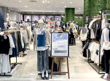 ikka the Beautiful Life Green Store ★未経験歓迎★
お仕事は優しい先輩が丁寧にお教えします＾＾