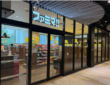 ファミリーマート 恵比寿ガーデンプレイス店　※2026年3月リニューアルOPEN 未経験OK！学生・Wワーク・主婦(夫)さんなど…幅広い方が活躍中！チームで働きたい人にぴったりです◎
