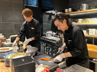 小さなお店ですが“味”は本物。
本格的な料理をご提供しているため
料理スキルも身に付きます♪

ガクチカ作りにも◎