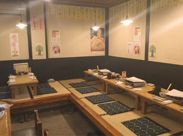 未経験歓迎！
研修もあるので、ゆっくり慣れていきましょう♪
先輩スタッフが優しく教えるのでご安心ください★