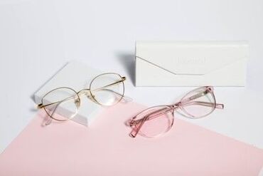 ゚*。☆ NEWスタッフ募集 ☆。*゚
有名メガネブランドでのお仕事♪
未経験さんもオッケー☆
専門的な知識は必要なし!
