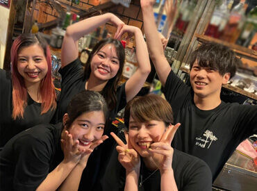 堂山食堂 バルチカ03店 【012】 ＼バイトが中心にお店作りを♪／
バイト店長制を導入★
⇒困ったことがあればスグ相談できる◎