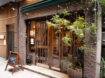 Rojoc （ロジョック）  栄駅近くのオシャレなイタリアンバル☆。*
週2日・3時間～OK！都合に合わせて働ける！
履歴書なしでOKです♪