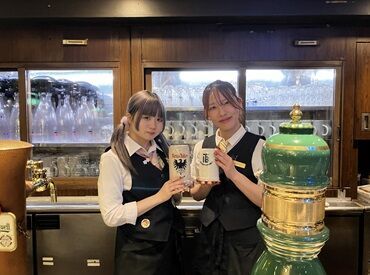 ニユートーキヨー 第一生命ビル店 ≪スタッフ同士の仲の良さはピカイチ★≫
若手メンバー活躍中！気の合う仲間がいるから、仕事に行くのが楽しくなります！