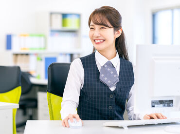 グッドハート上山SS 事務やガソリンスタンドでの勤務経験ゼロでもOK！
一つずつ段階を追って業務内容を教えるのでご安心ください♪
※イメージ画像