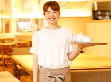 アフタヌーンティー・ティールーム ららぽーと横浜 ★働きながら学べる環境
季節限定のパスタやスイーツが人気！
お茶の知識や、おいしい紅茶の淹れ方もマスターできます。
