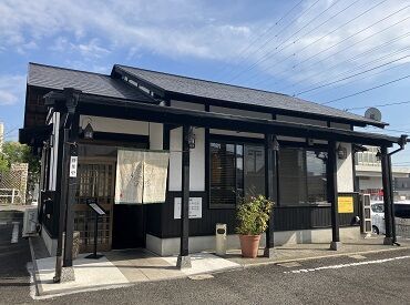 ＼土日祝勤務できる方歓迎♪／
もちろん週1～/1日3時間～OK★
シフト自己申告だから予定が組みやすい！