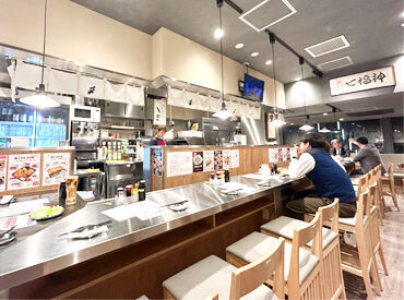 ≪正社員登用制度あり≫
オーナーと一緒に働くから成長できる環境◎
店舗運営のノウハウなども学べます♪